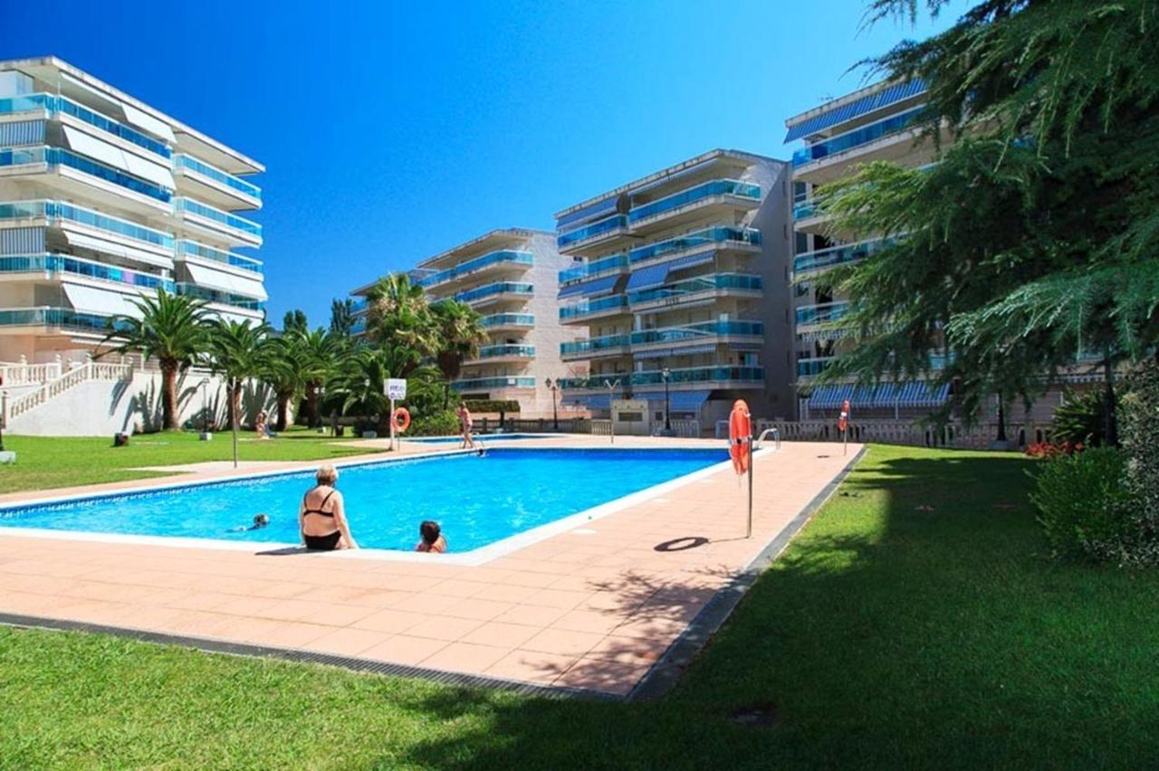 Uhc Village Park Apartments سالو المظهر الخارجي الصورة